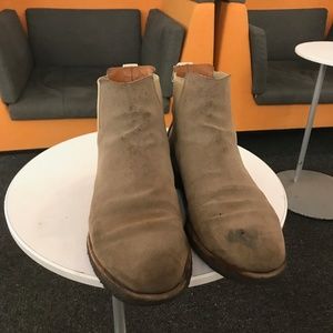 Common Project Chelsea Boots Warm Grey 9/42